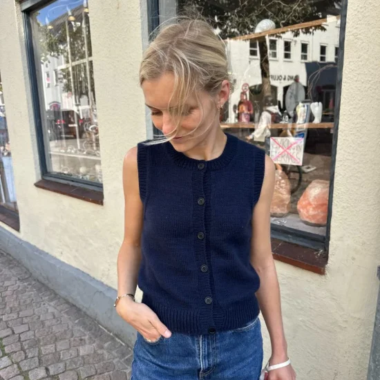 매기 베스트(Maggie Vest)